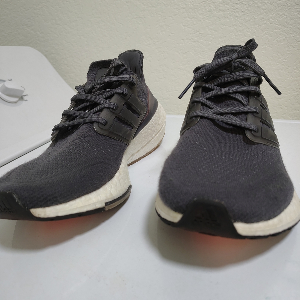 adidas Athletic Shoes with Orange and Brown Accents - Picture 4 of 7